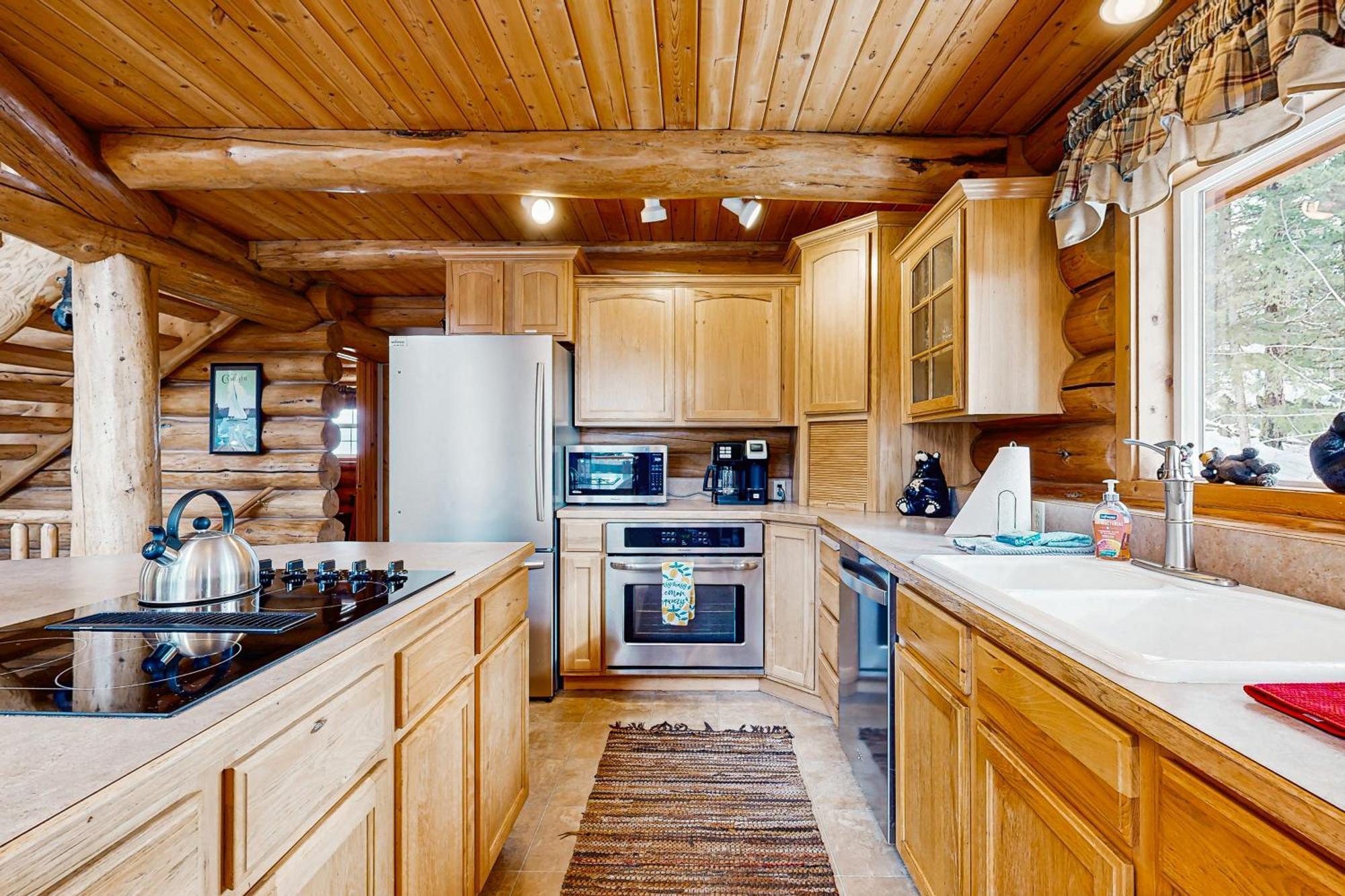 Cascade Lakeview Log Cabin Exterior photo